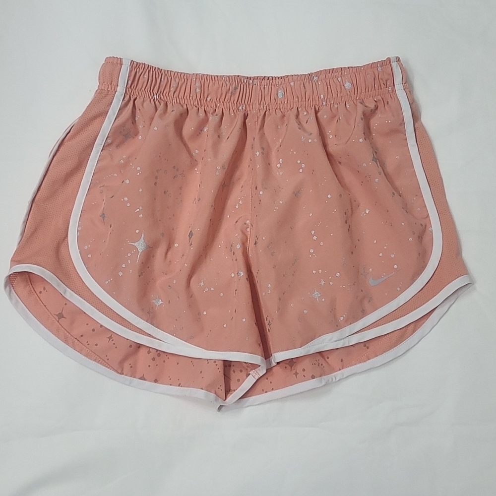 Nike Dry Fit Women’s Light orange shorts sz. M